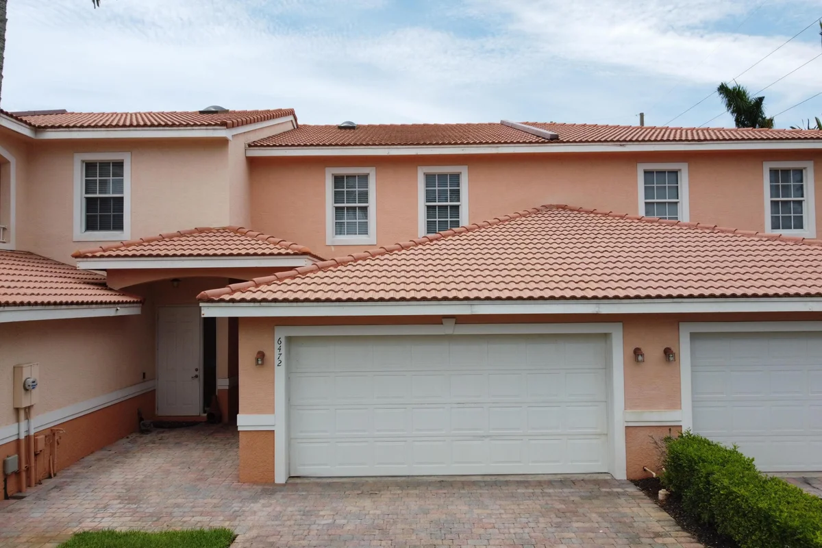 6472 Azura Lake Rd, Lake Worth: photo 1 of 28