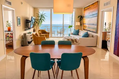 600 NE 27th St #1203, Miami: photo 1 of 38