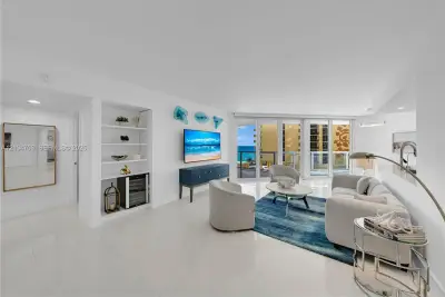 16425 Collins Ave #712, Sunny Isles Beach: photo 1 of 21