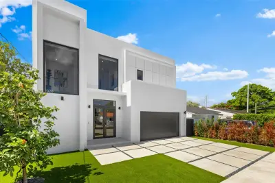 4339 SW 9th Ter, Miami: photo 1 of 25