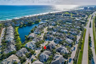2043 Staysail Ln, Jupiter: photo 1 of 57