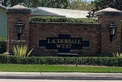 8566 NW 12th St #D172, Plantation: photo 1 of 20