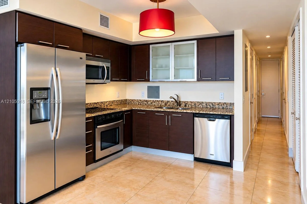 41 SE 5th St #1510, Miami: photo 1 of 22