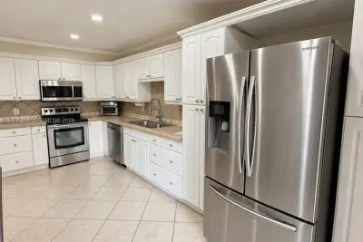 3851 NW 110th Ave #N-S, Coral Springs: photo 1 of 12
