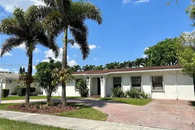 7500 SW 133rd Ave, Miami: photo 1 of 33