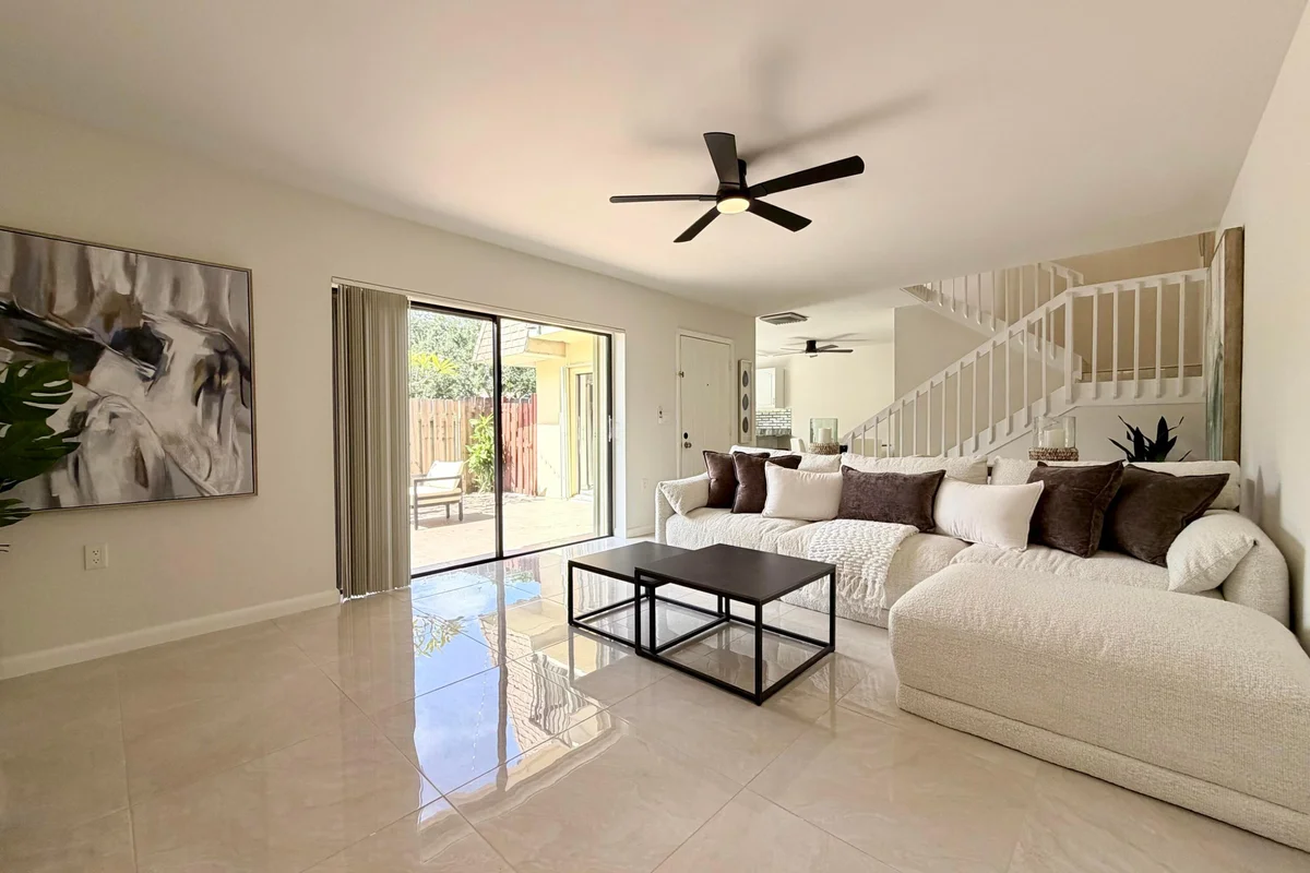 2887 SW 22nd Cir #49B, Delray Beach: photo 1 of 23