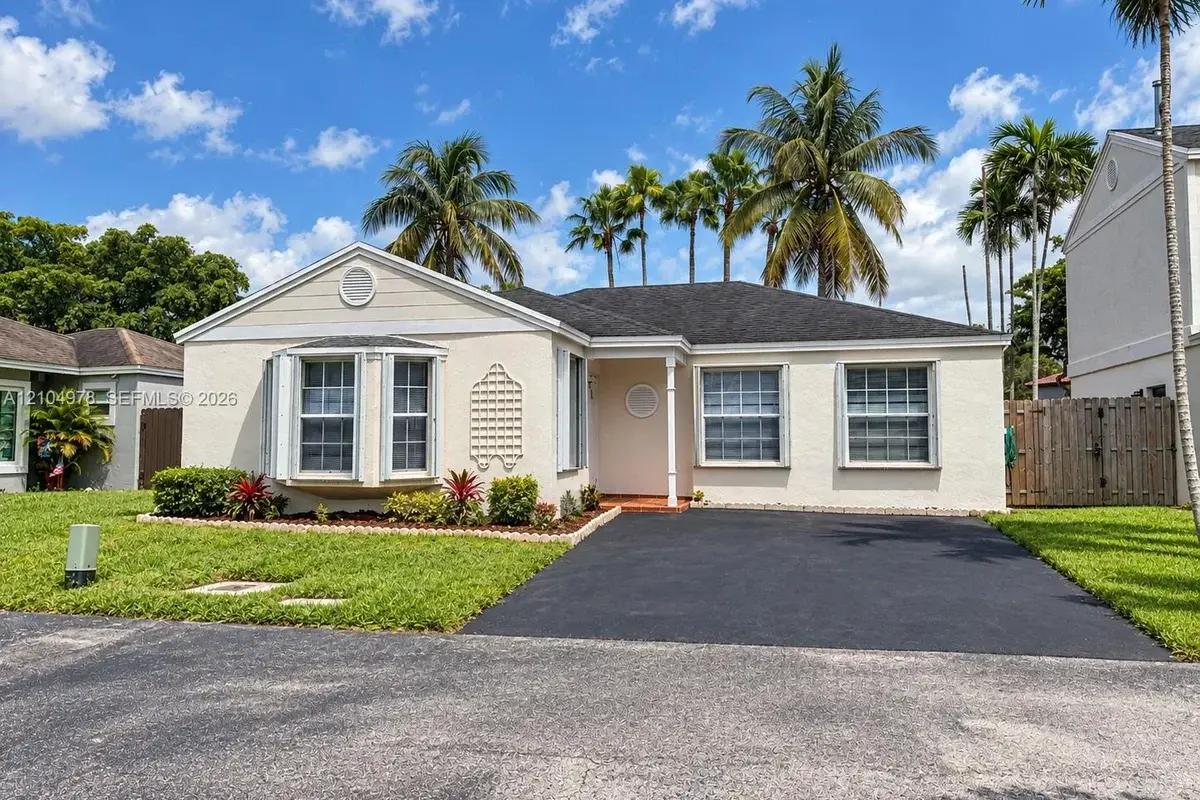 14408 SW 124th Ct, Miami: photo 1 of 12