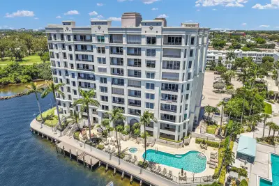 2880 NE 14th St Cswy #213, Pompano Beach: photo 1 of 48