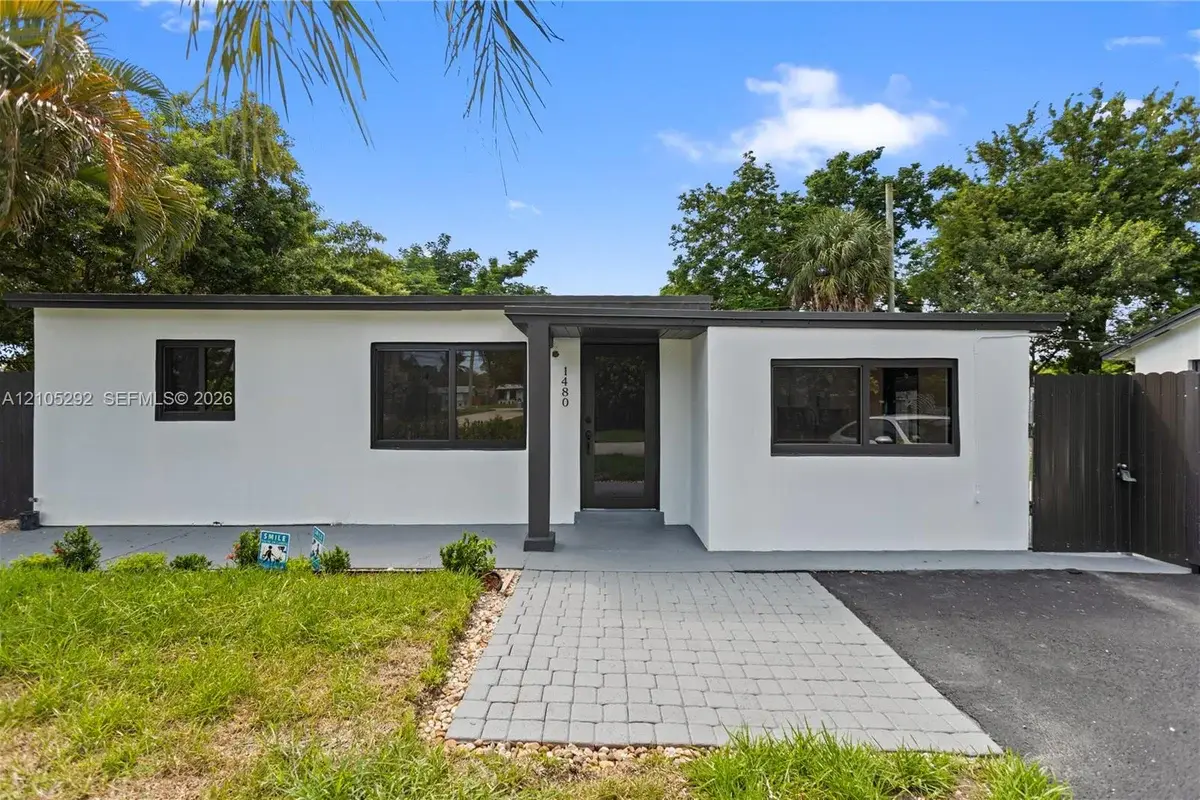 1480 NE 28th St, Pompano Beach: photo 1 of 63