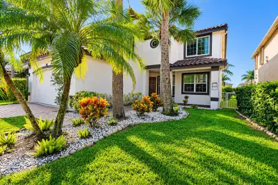 5018 Nautica Lake Cir, Greenacres: photo 1 of 59