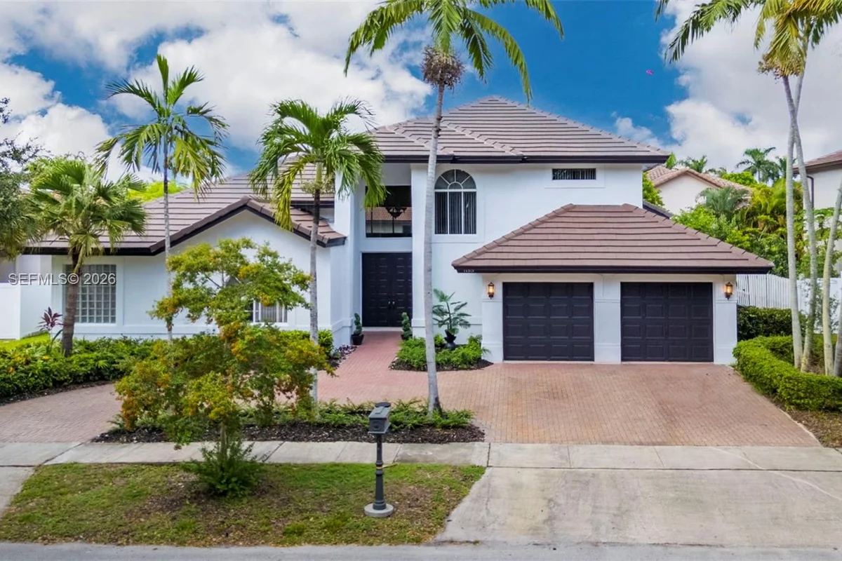 17315 SW 13th St, Pembroke Pines: photo 1 of 48