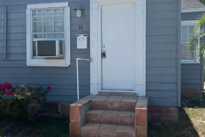 311 S J St, Lake Worth Beach: photo 1 of 15