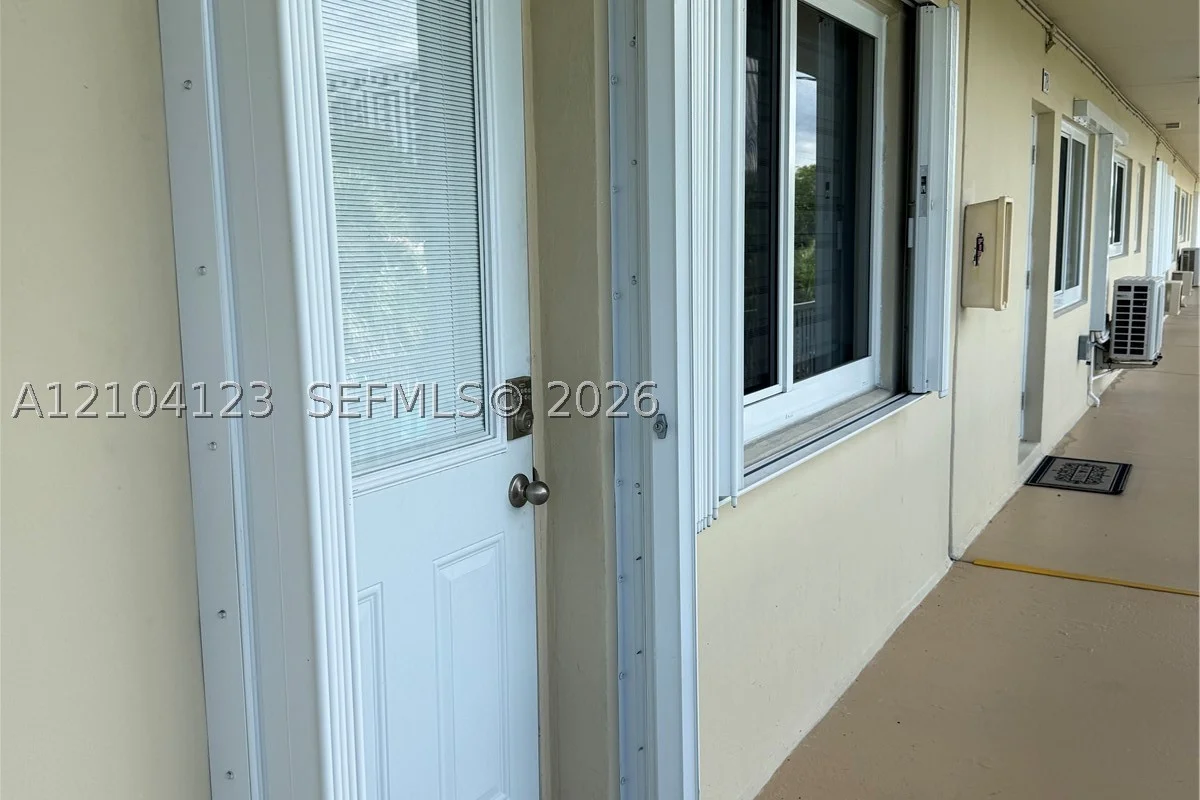 223 S Federal Hwy #79, Dania Beach: photo 1 of 4