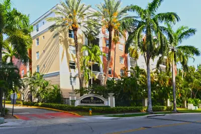 17125 N Bay Rd #3307, Sunny Isles Beach: photo 1 of 41