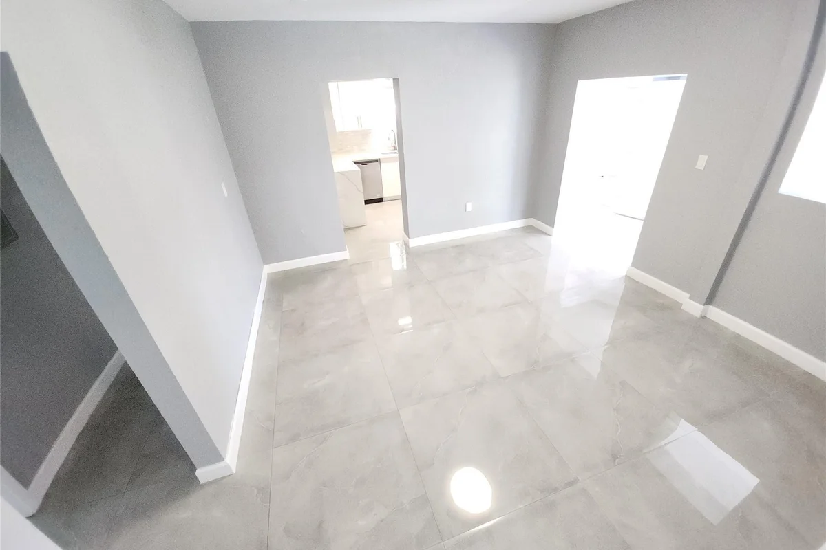 1766 NE 181st St, North Miami Beach: photo 1 of 16