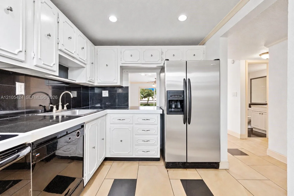 8605 W Sample Rd #210, Coral Springs: photo 1 of 31
