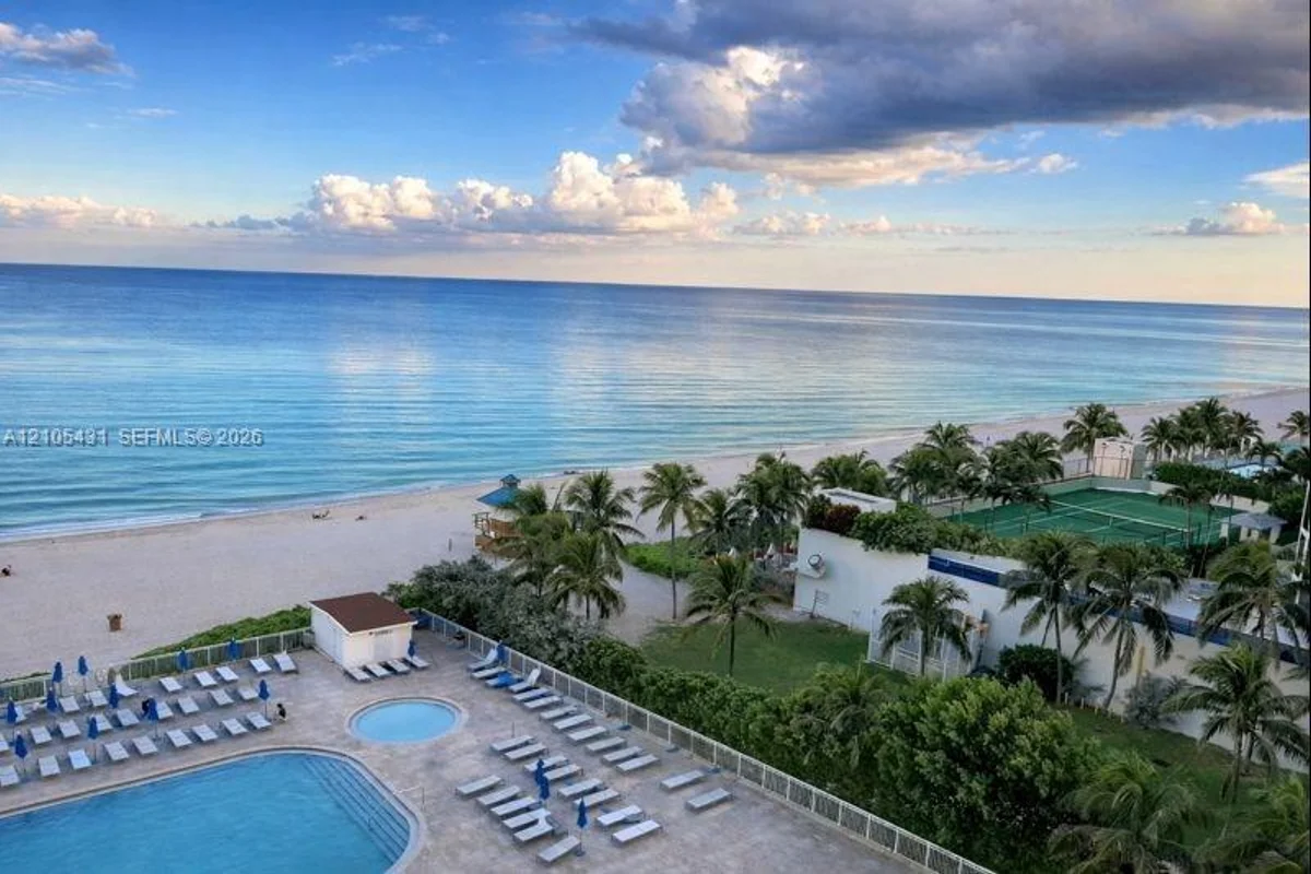 19201 Collins Ave #707, Sunny Isles Beach: photo 1 of 20