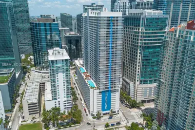 1200 Brickell Bay Dr #3008, Miami: photo 1 of 3