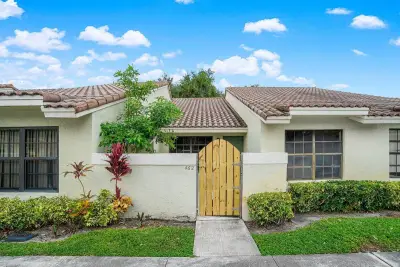 462 Hardwood Pl, Boca Raton: photo 1 of 44