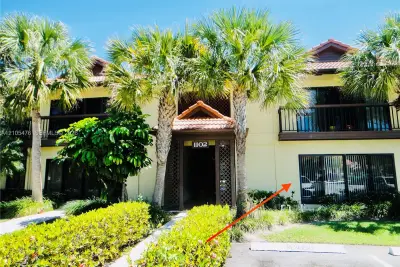 1102 Duncan Cir #104, Palm Beach Gardens: photo 1 of 31