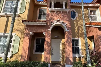 620 SW 107th Ave #702, Pembroke Pines: photo 1 of 41