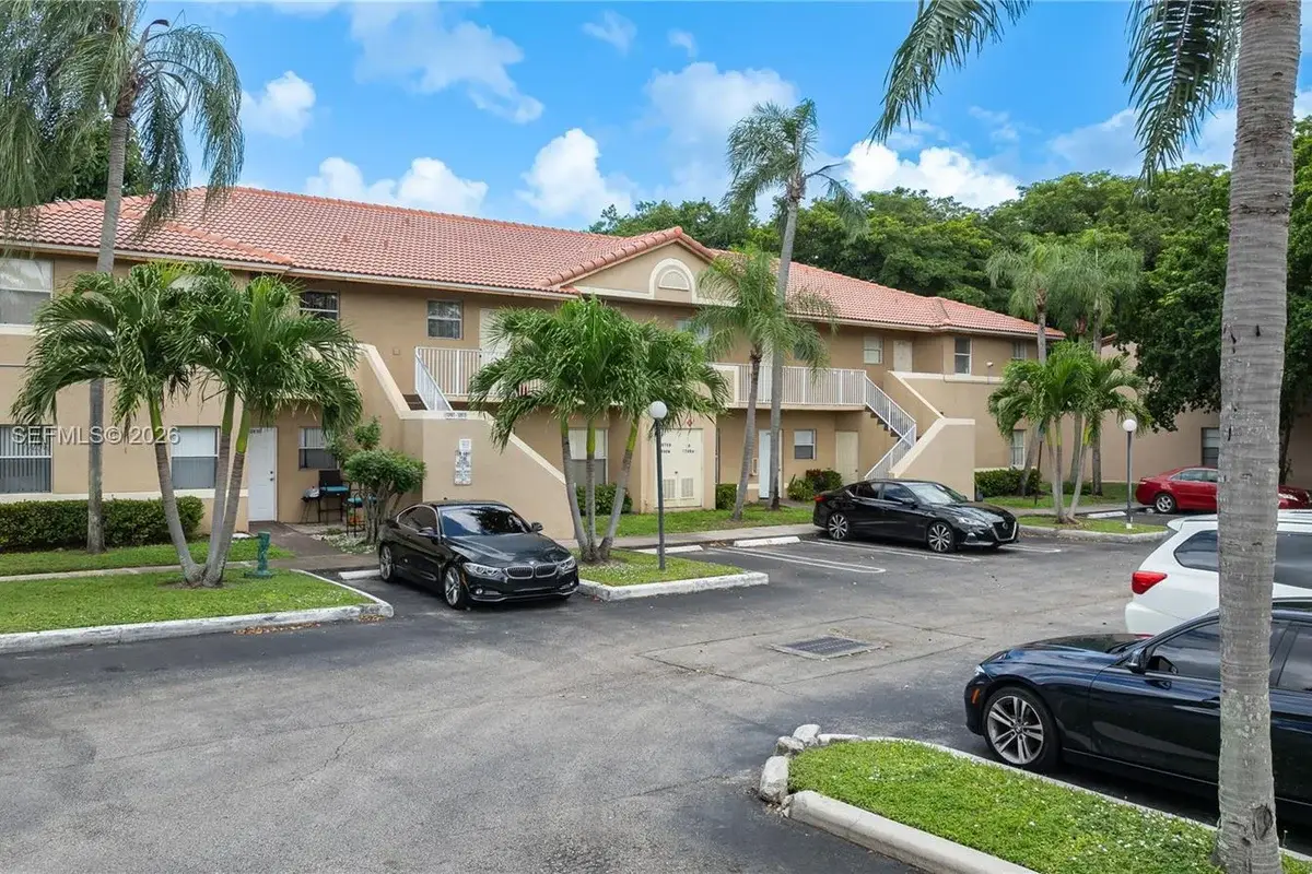 10909 Royal Palm Blvd, Coral Springs: photo 1 of 10
