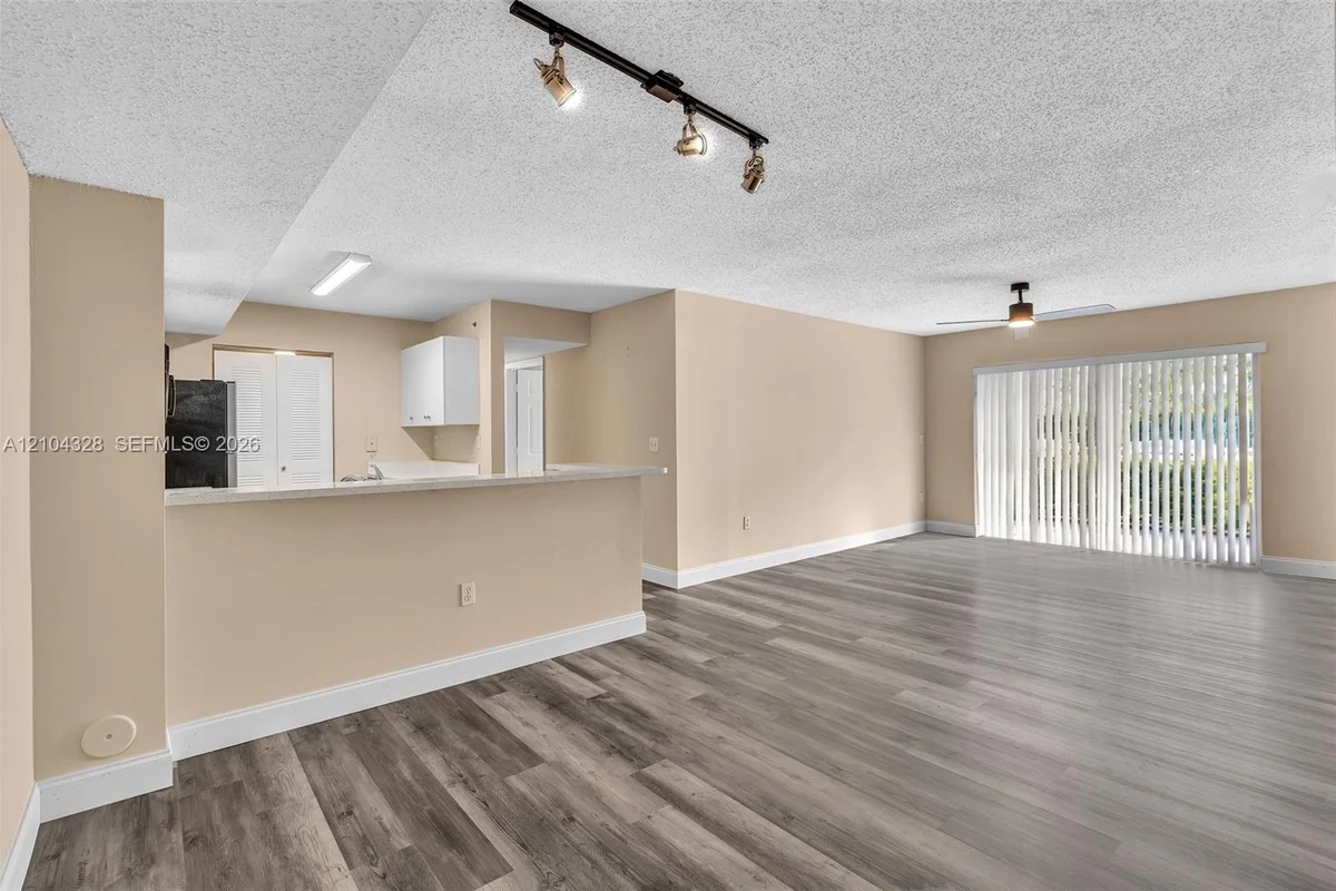 3854 Lyons Rd #111-5, Coconut Creek: photo 1 of 23