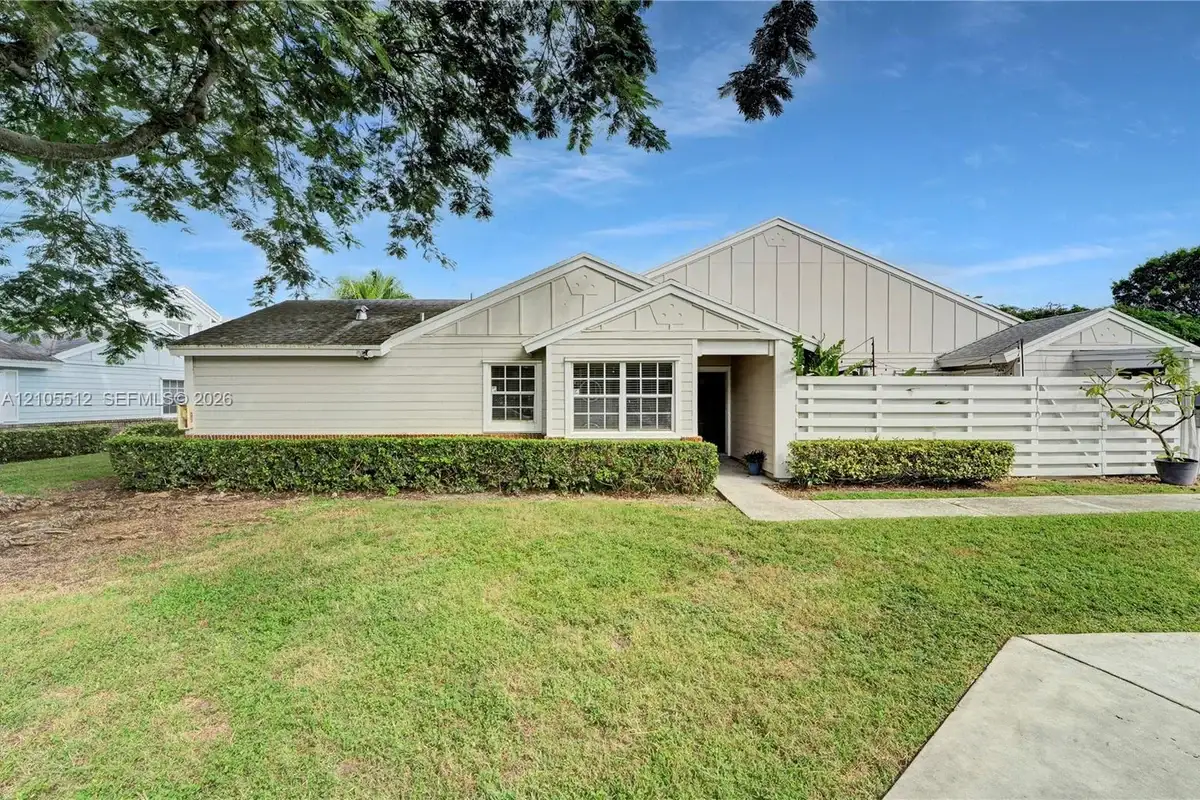 13785 SW 147th Cir Ln #2-14, Miami: photo 1 of 2
