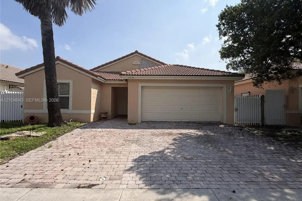 23745 SW 108th Pl, Homestead: photo 1 of 1