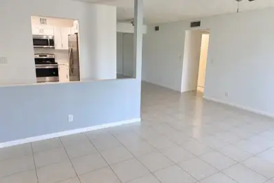 456 N Laurel Dr #1507, Margate: photo 1 of 15