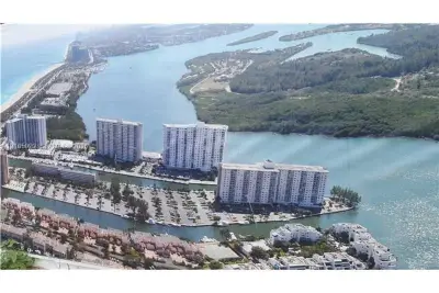 500 Bayview Dr #1520, Sunny Isles Beach: photo 1 of 32