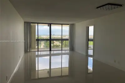 2000 Presidential Way #1106, West Palm Beach: photo 1 of 20