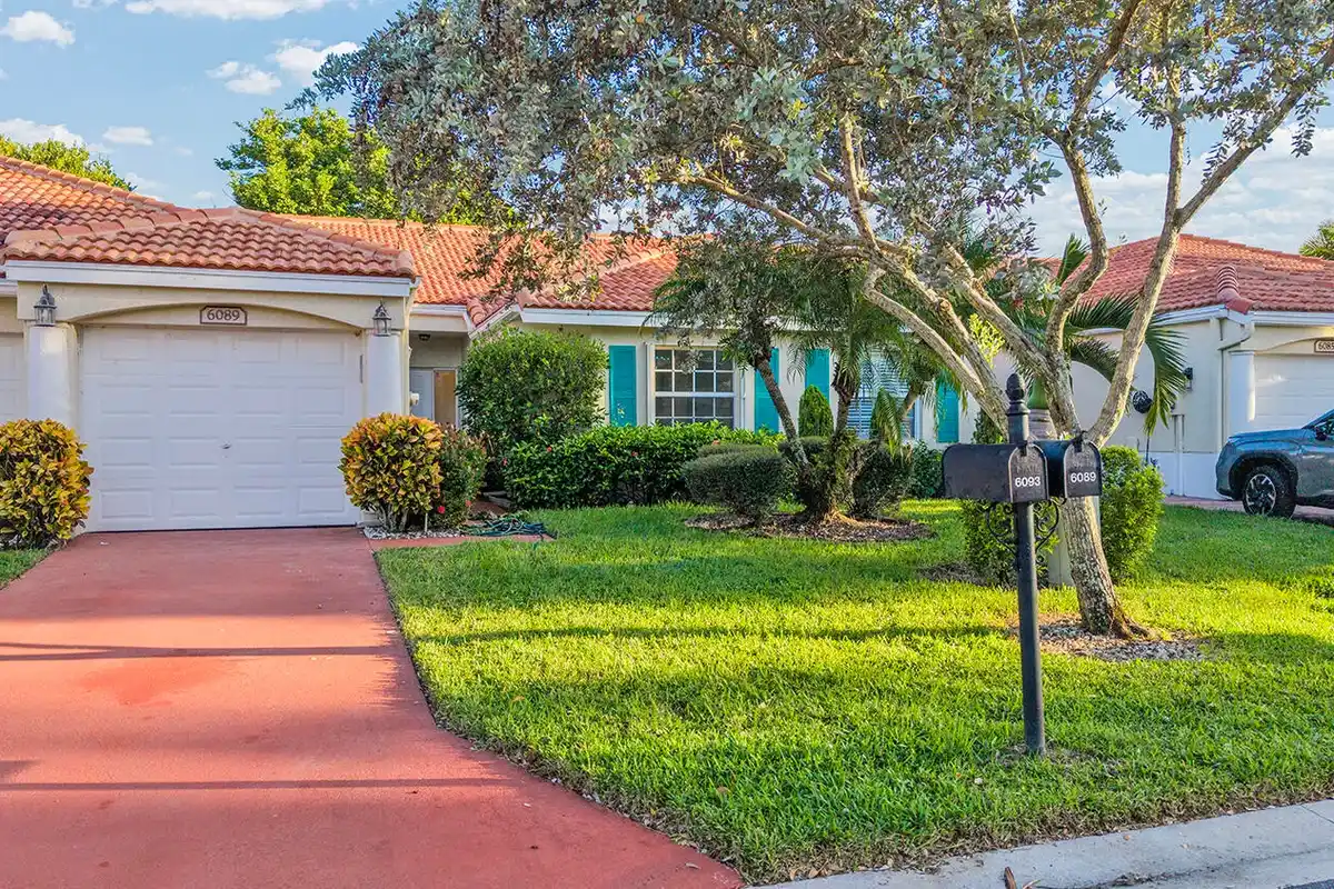 6089 Heliconia Rd, Delray Beach: photo 1 of 33