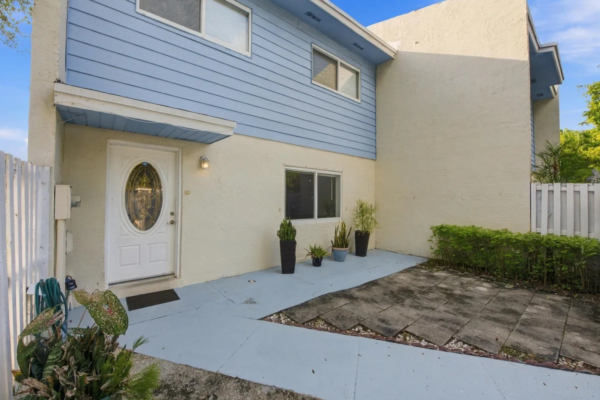 22334 SW 103rd Ct, Cutler Bay: photo 1 of 4