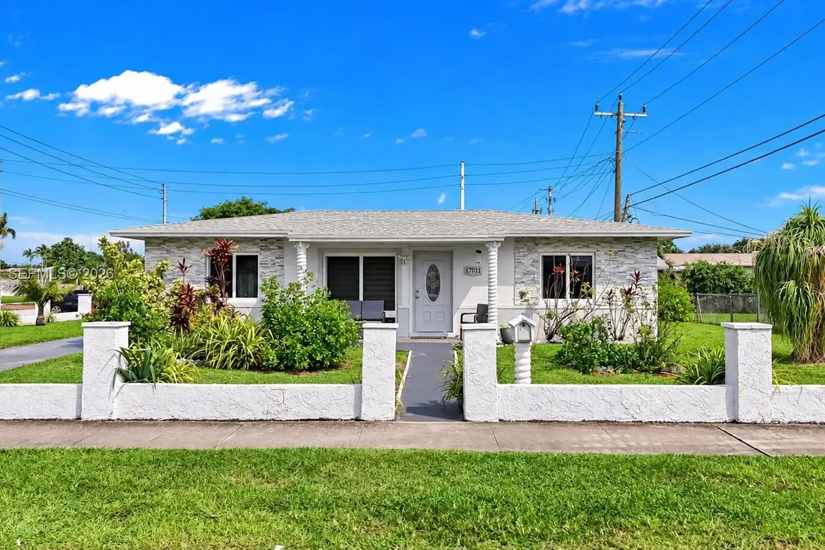 17031 NW 41st Ave, Miami Gardens: photo 1 of 23