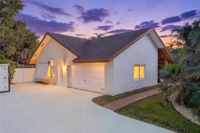 16761 SW 278th St, Homestead: photo 1 of 63
