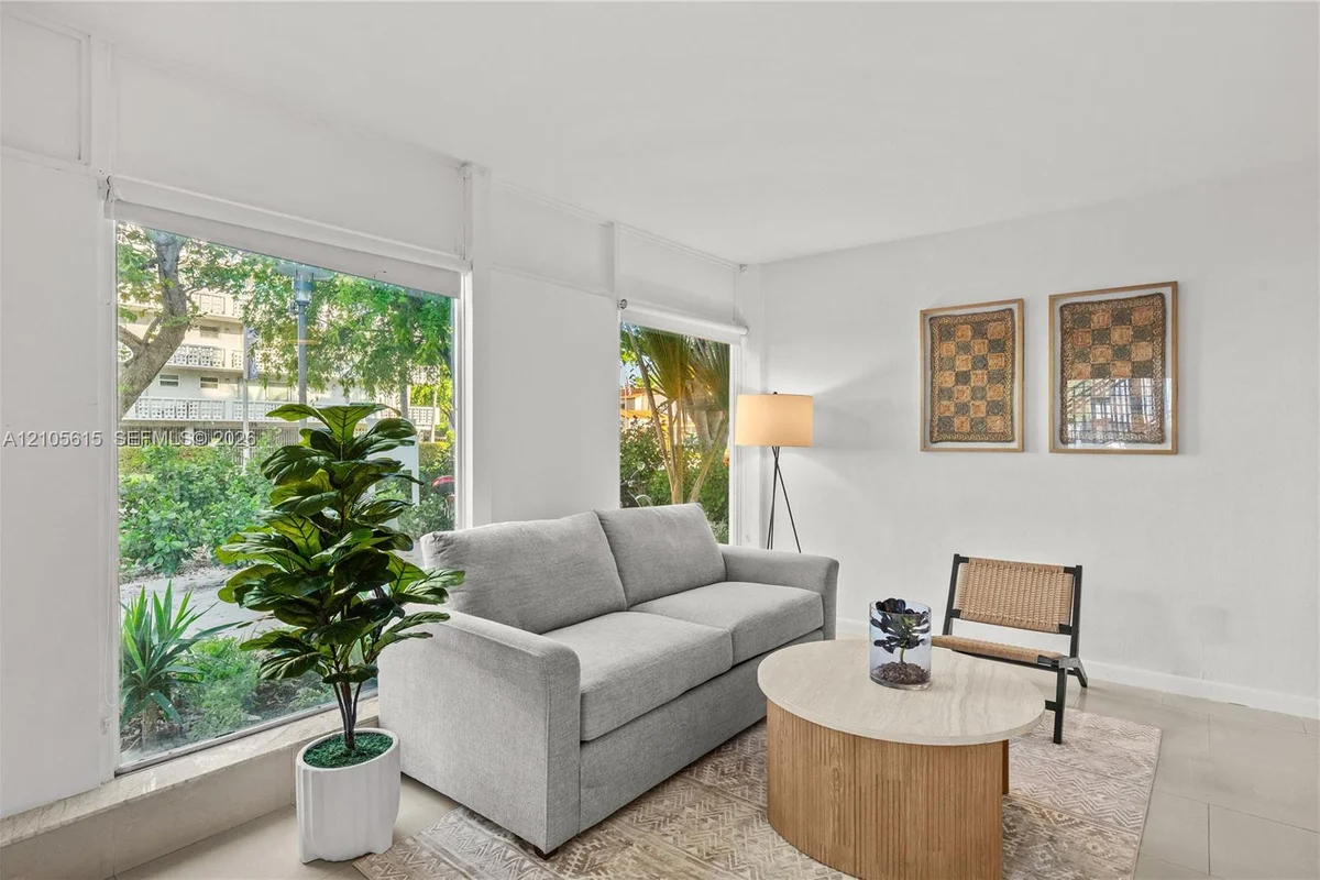 1685 Jefferson Ave #1, Miami Beach: photo 1 of 24