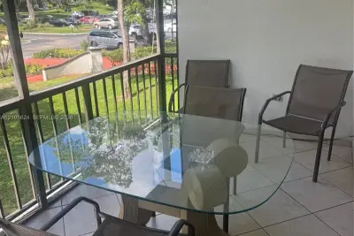 3740 Inverrary Dr #2Q, Lauderhill: photo 1 of 35