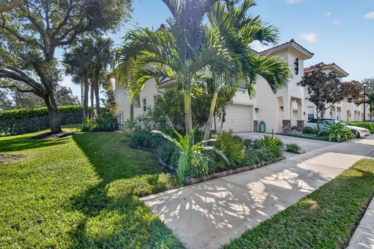 1015 Ventnor Ave #3A, Delray Beach: photo 1 of 35