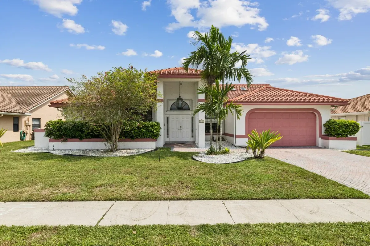 1240 NW 100th Way NW, Plantation: photo 1 of 53