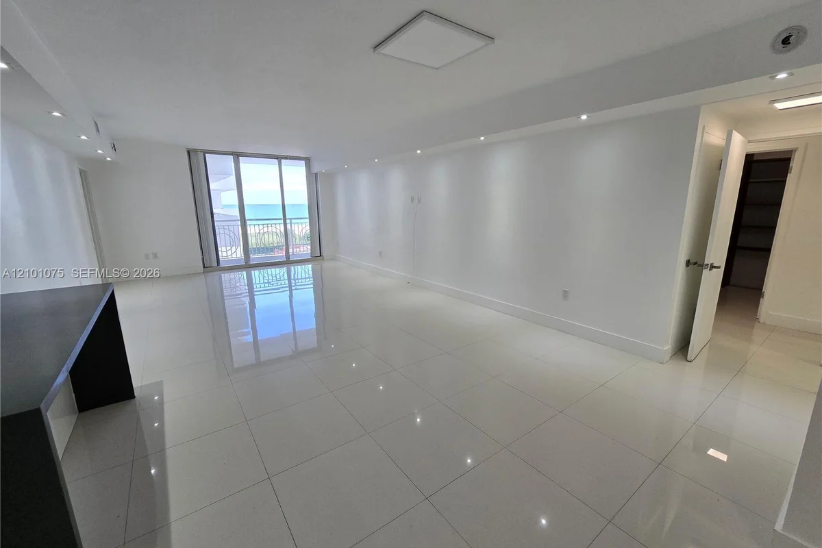5825 Collins Ave #J4, Miami Beach: photo 1 of 71