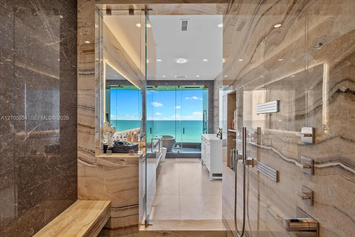 17901 Collins Ave #604, Sunny Isles Beach: photo 1 of 9