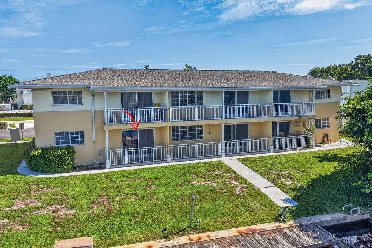 405 Southwind Dr #3, North Palm Beach: photo 1 of 59