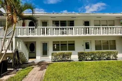 99 Andover #D, West Palm Beach: photo 1 of 20