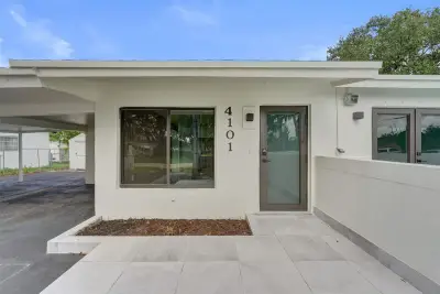 4101 SW 48th Ct, Dania Beach: photo 1 of 64