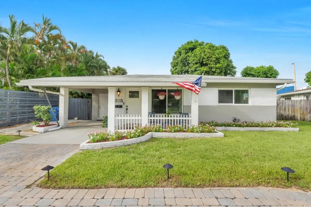 731 NE 49th St, Oakland Park: photo 1 of 35