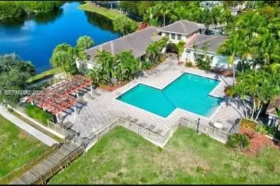 2430 Centergate Dr #107, Miramar: photo 1 of 17