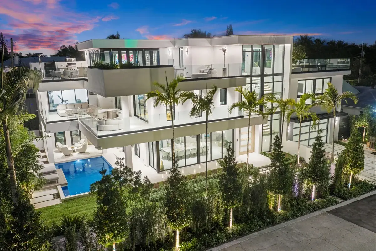 237 Elwa Pl, West Palm Beach: photo 1 of 53