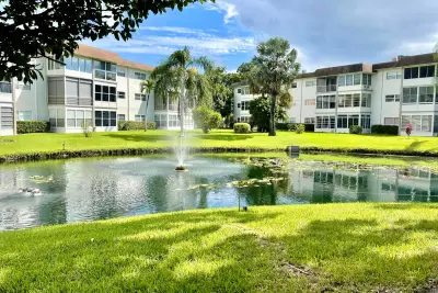 4701 NW 34th St #416, Lauderdale Lakes: photo 1 of 36