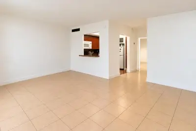11 SW 52nd Ave #7b, Coral Gables: photo 1 of 14